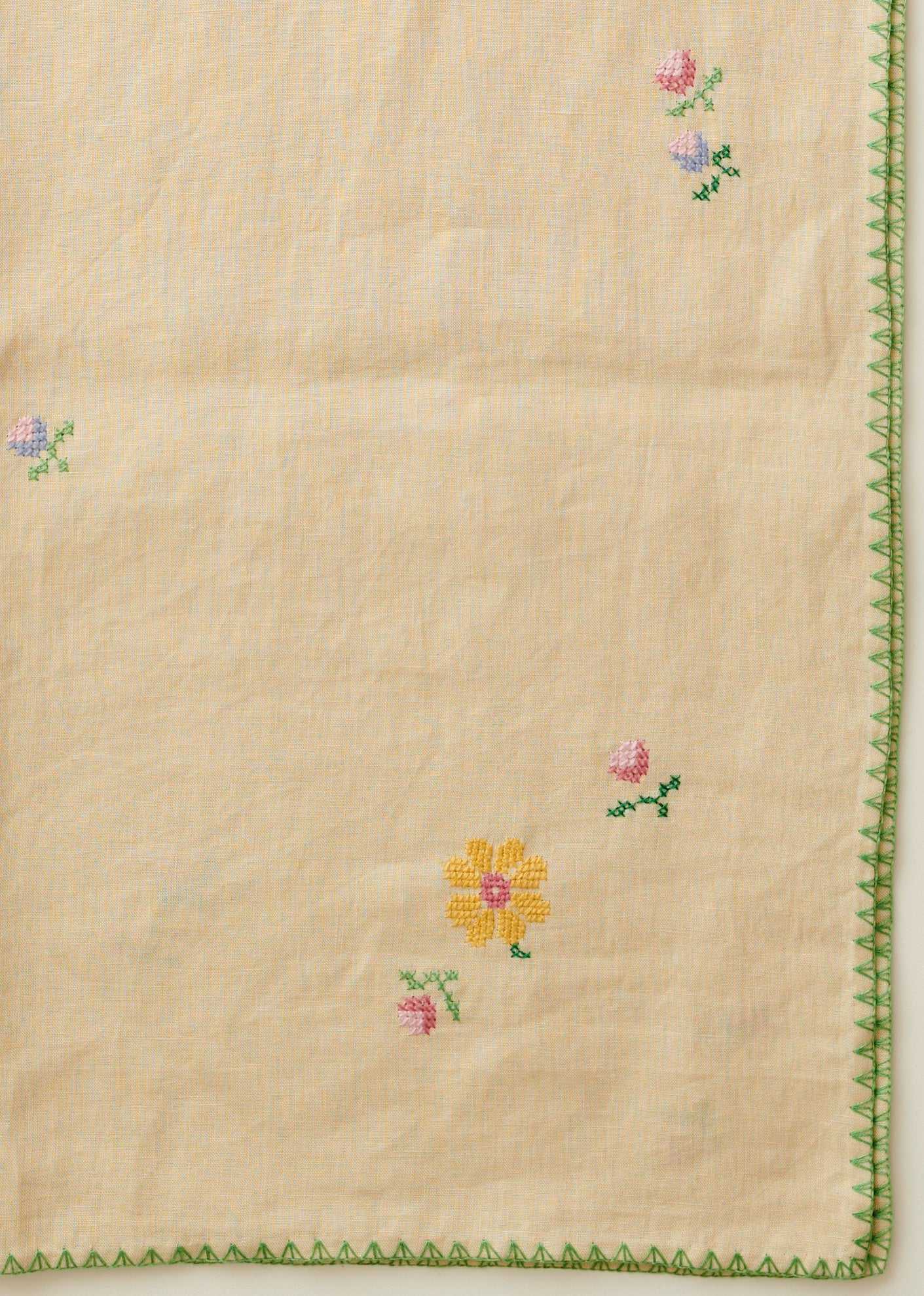 Linen Embroidered Tablecloth - Floral