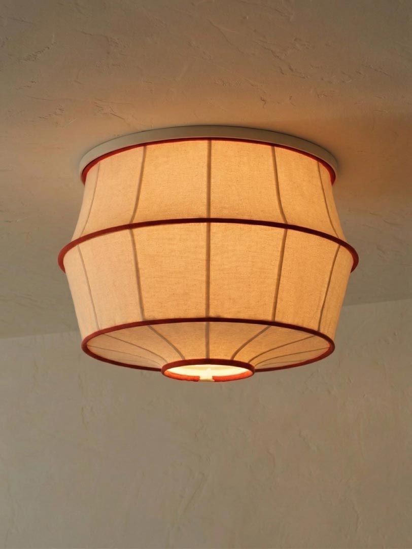 Tulip Shades Gem Scarlet lamp lit