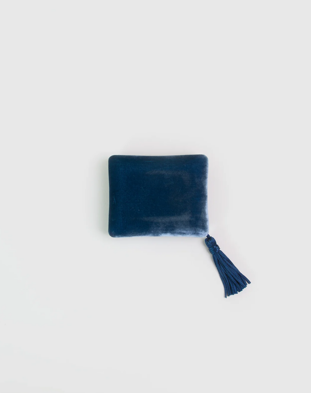 Sophie Bille Brahe Velvet Blue jewelry box exterior